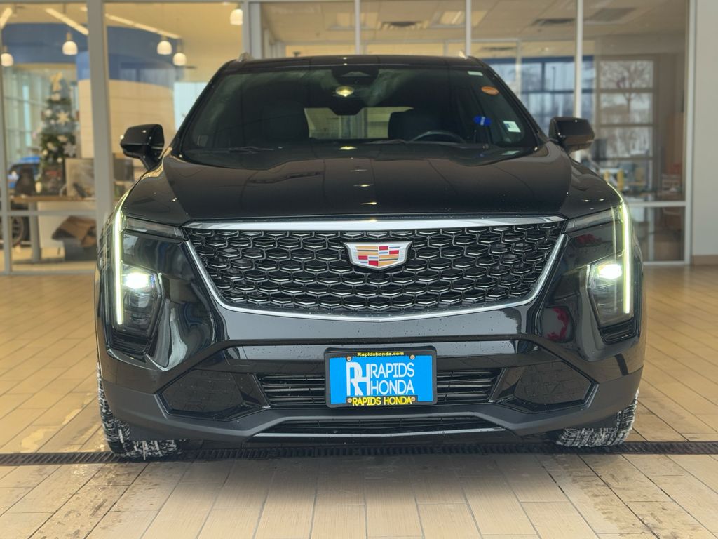 Used 2024 Cadillac XT4 Luxury with VIN 1GYFZDR49RF102916 for sale in Coon Rapids, Minnesota