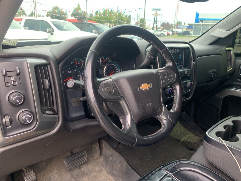 2018 Chevrolet Silverado 1500 LT photo 7
