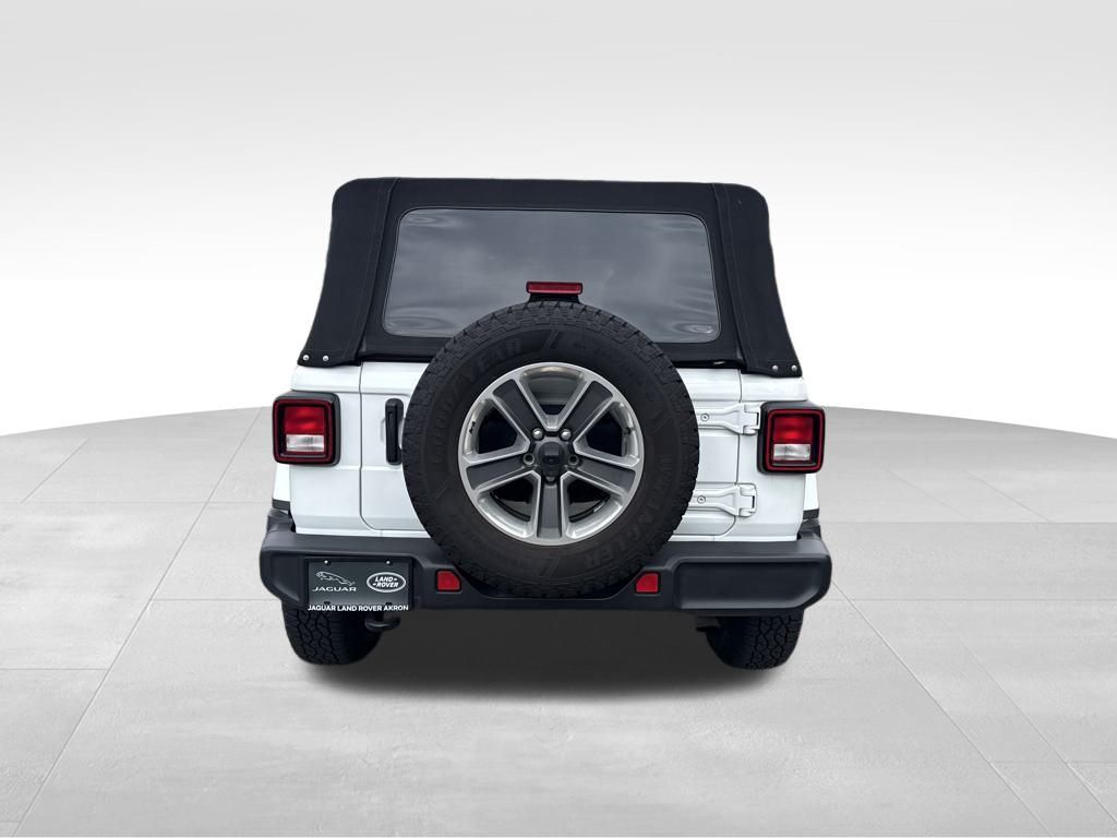 2021 Jeep Wrangler Unlimited Sahara Sport photo 8