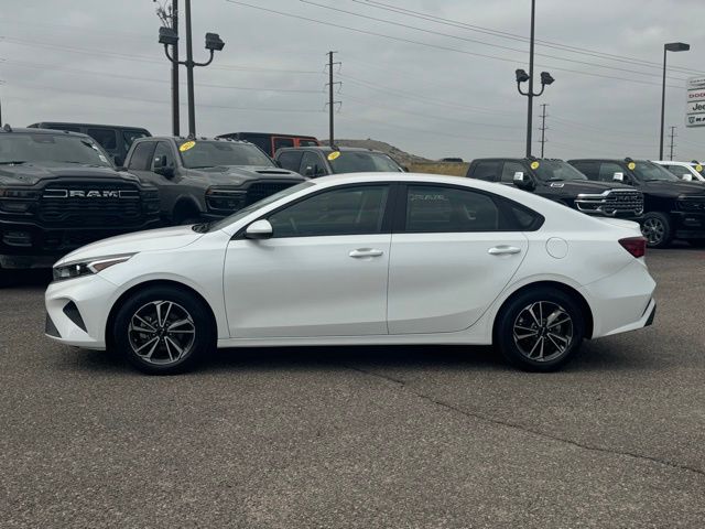 Used 2022 Kia FORTE LXS with VIN 3KPF24AD4NE439116 for sale in Castle Rock, CO