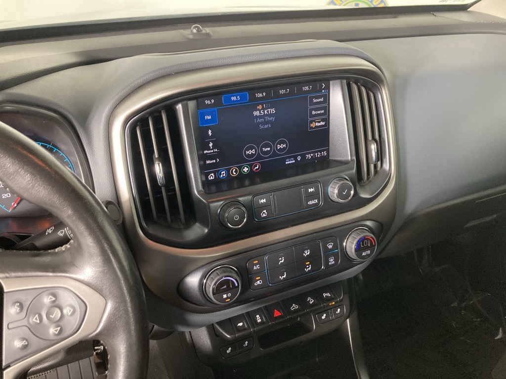 Used 2022 Chevrolet Colorado Z71 with VIN 1GCGTDEN4N1271811 for sale in Elk River, Minnesota