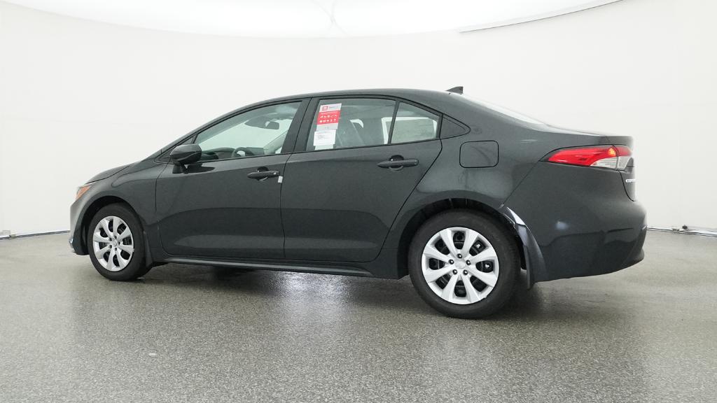 2025 Toyota Corolla LE photo 12
