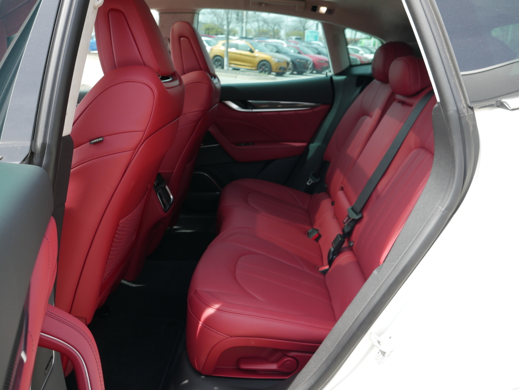 2023 Maserati Levante Modena photo 15