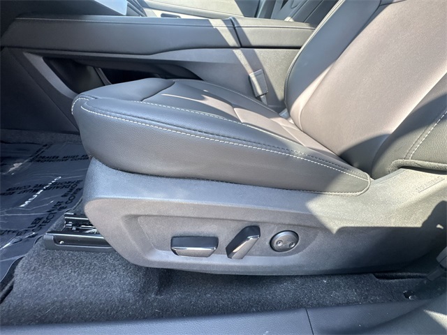 2025 Nissan Murano SL photo 11