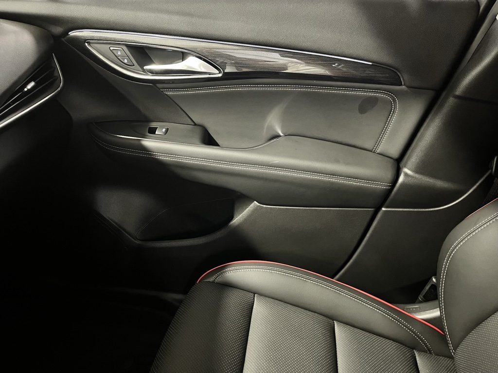 2023 Buick Envision Essence photo 12