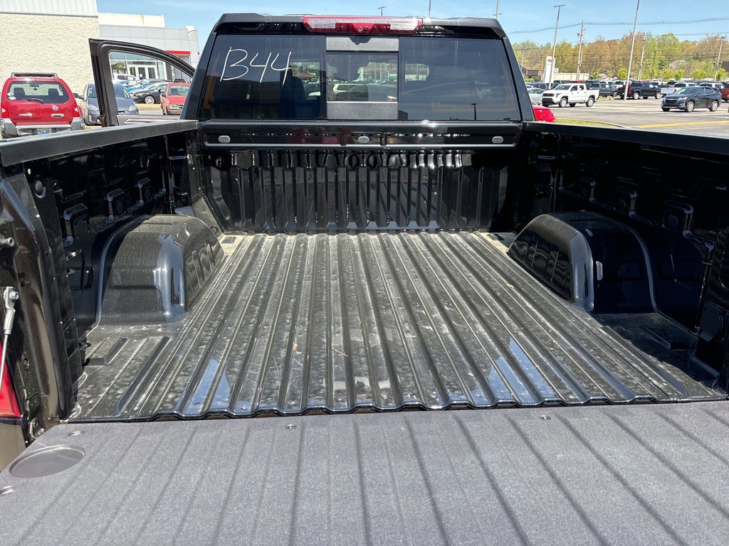 2025 Chevrolet Silverado 1500 LTZ photo 30