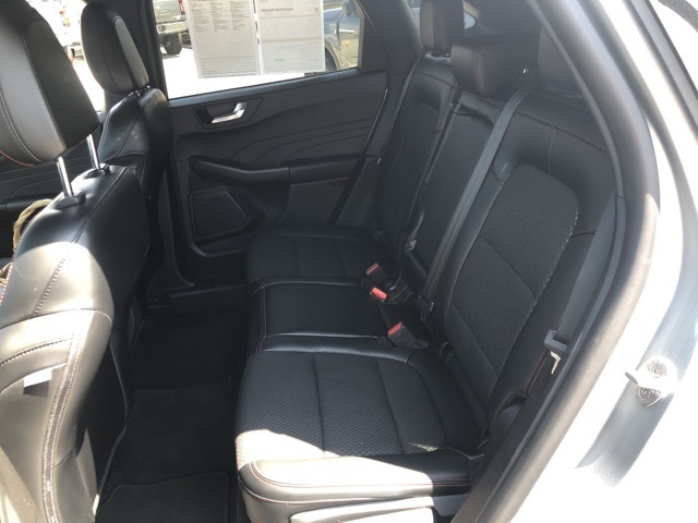 2024 Ford Escape ST-Line photo 23