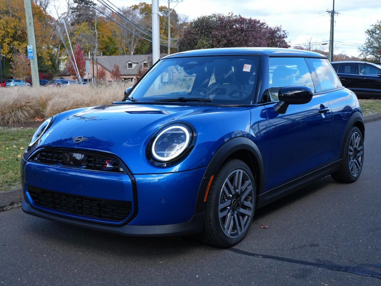 2026 MINI Hardtop 2 Door S's photo