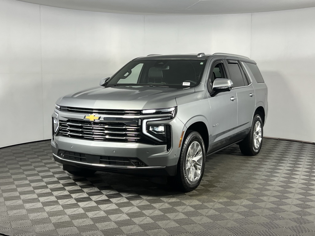 2025 Chevrolet Tahoe Premier photo 2