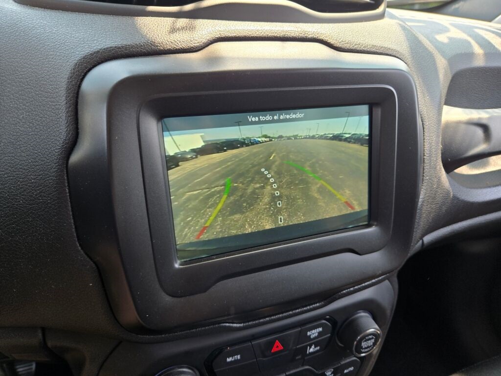2021 Jeep Renegade Latitude photo 23