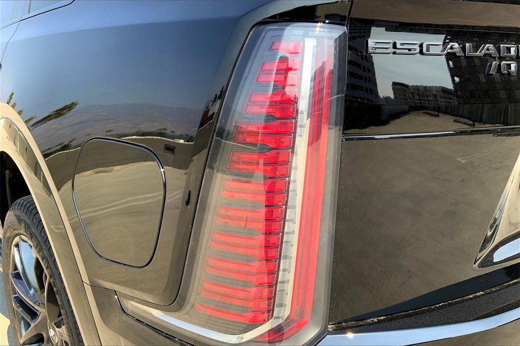 2026 Cadillac Escalade IQ Premium Sport photo 14