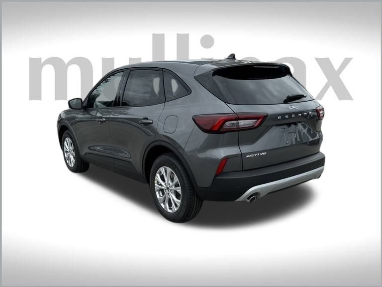2025 Ford Escape Active photo 3