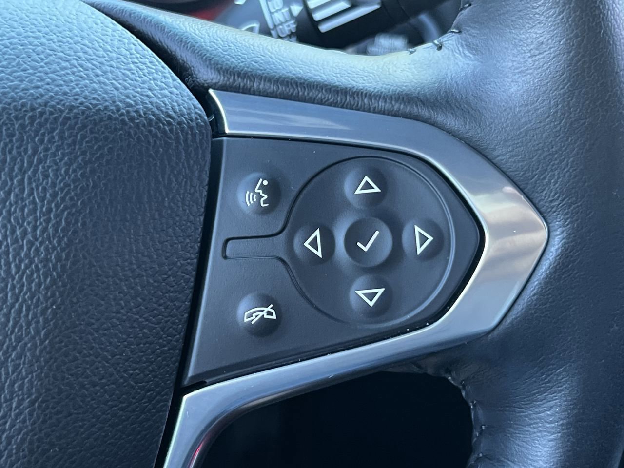 2022 Chevrolet Traverse Premier photo 24