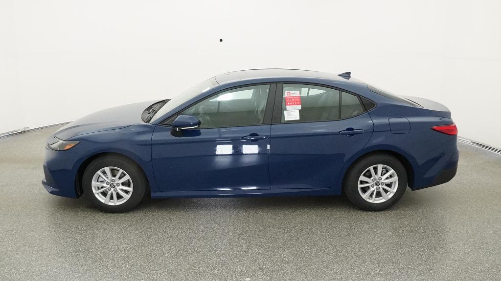 2026 Toyota Camry LE photo 9