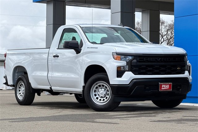 2025 Chevrolet Silverado 1500 photo 2