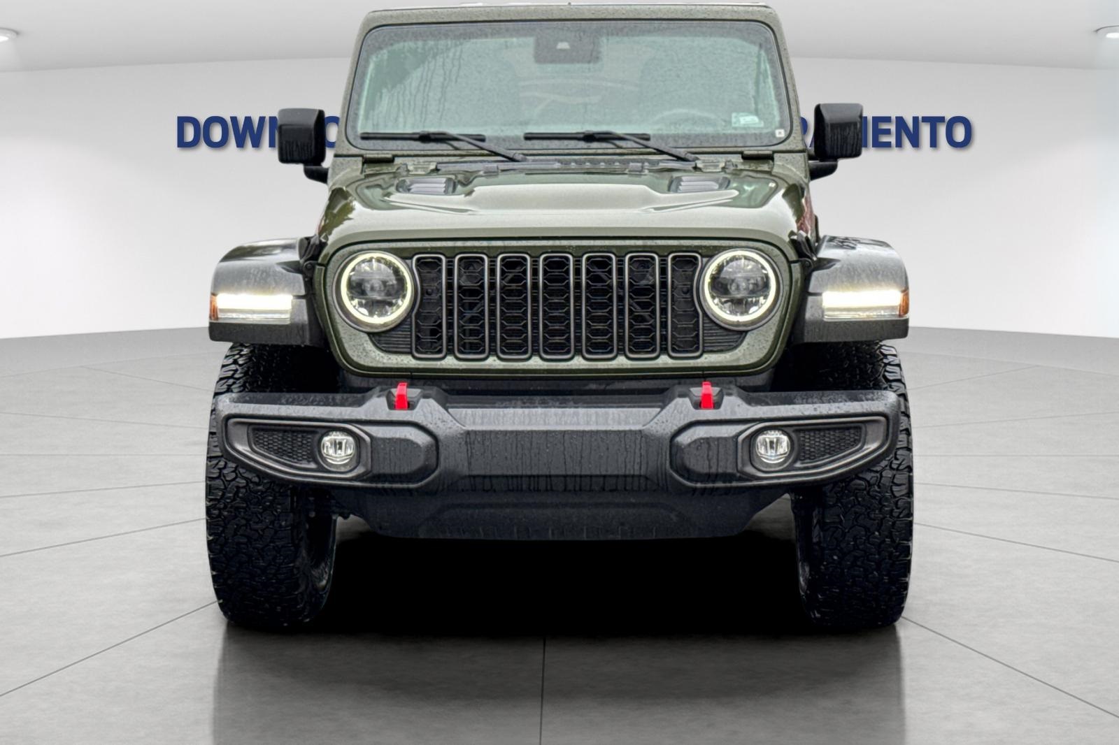 2024 Jeep Wrangler Rubicon photo 9
