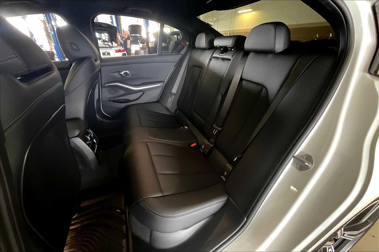 2024 Bmw 330i Sedan photo 19