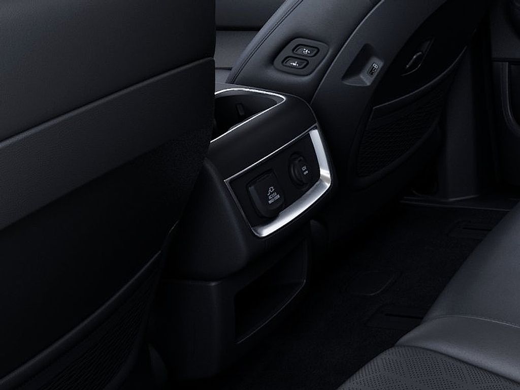 2026 Kia Carnival SX photo 25