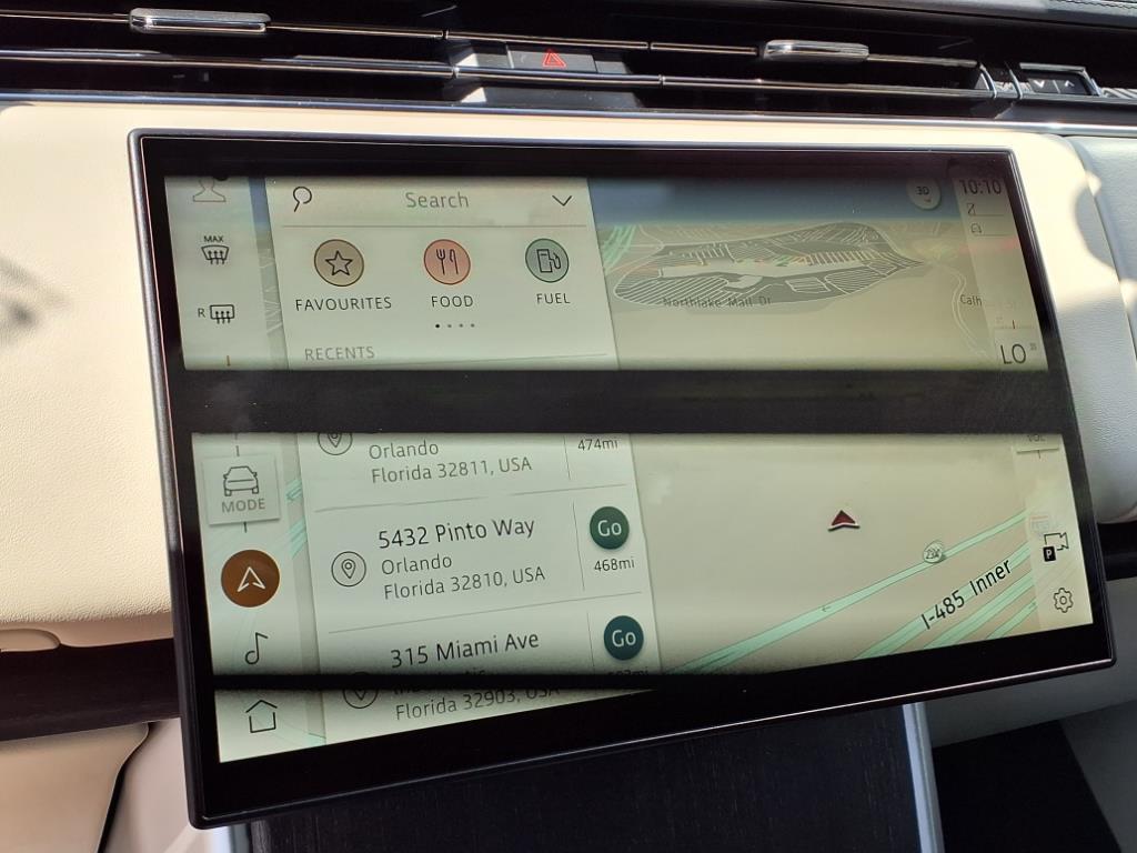 2024 Land Rover Range Rover SE photo 10