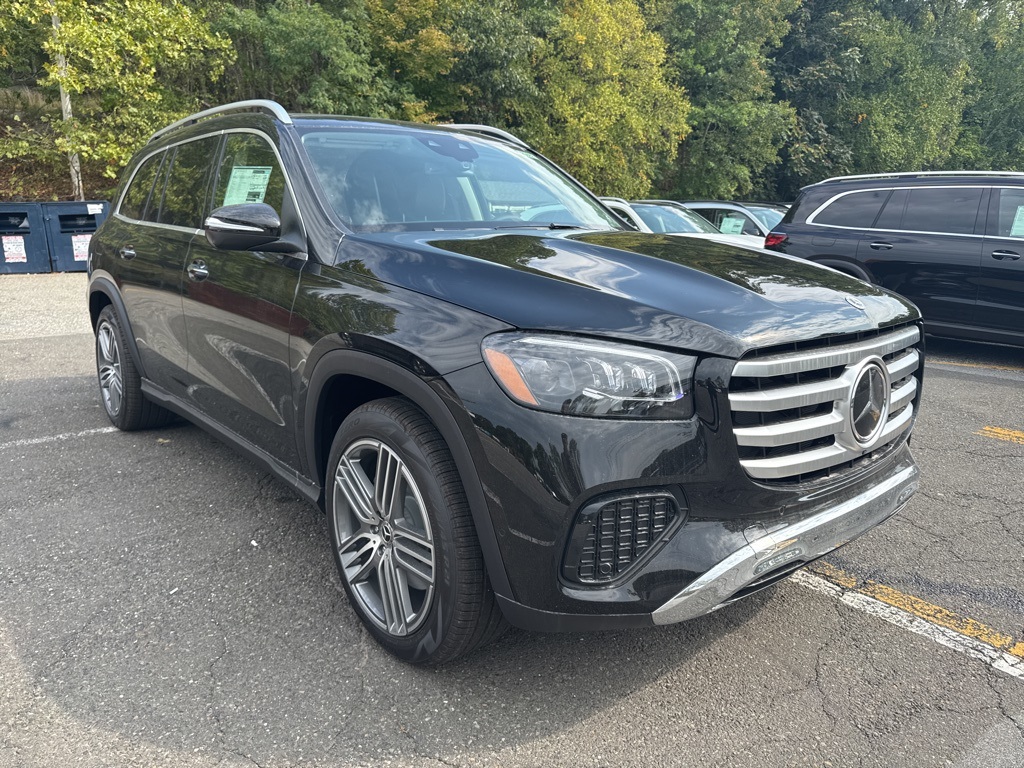 2026 Mercedes-Benz GLS Base's photo