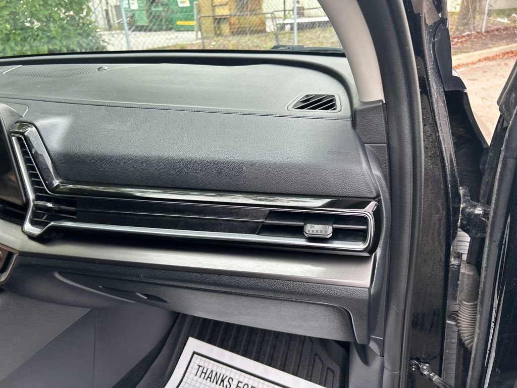 2023 Kia Sportage EX photo 25