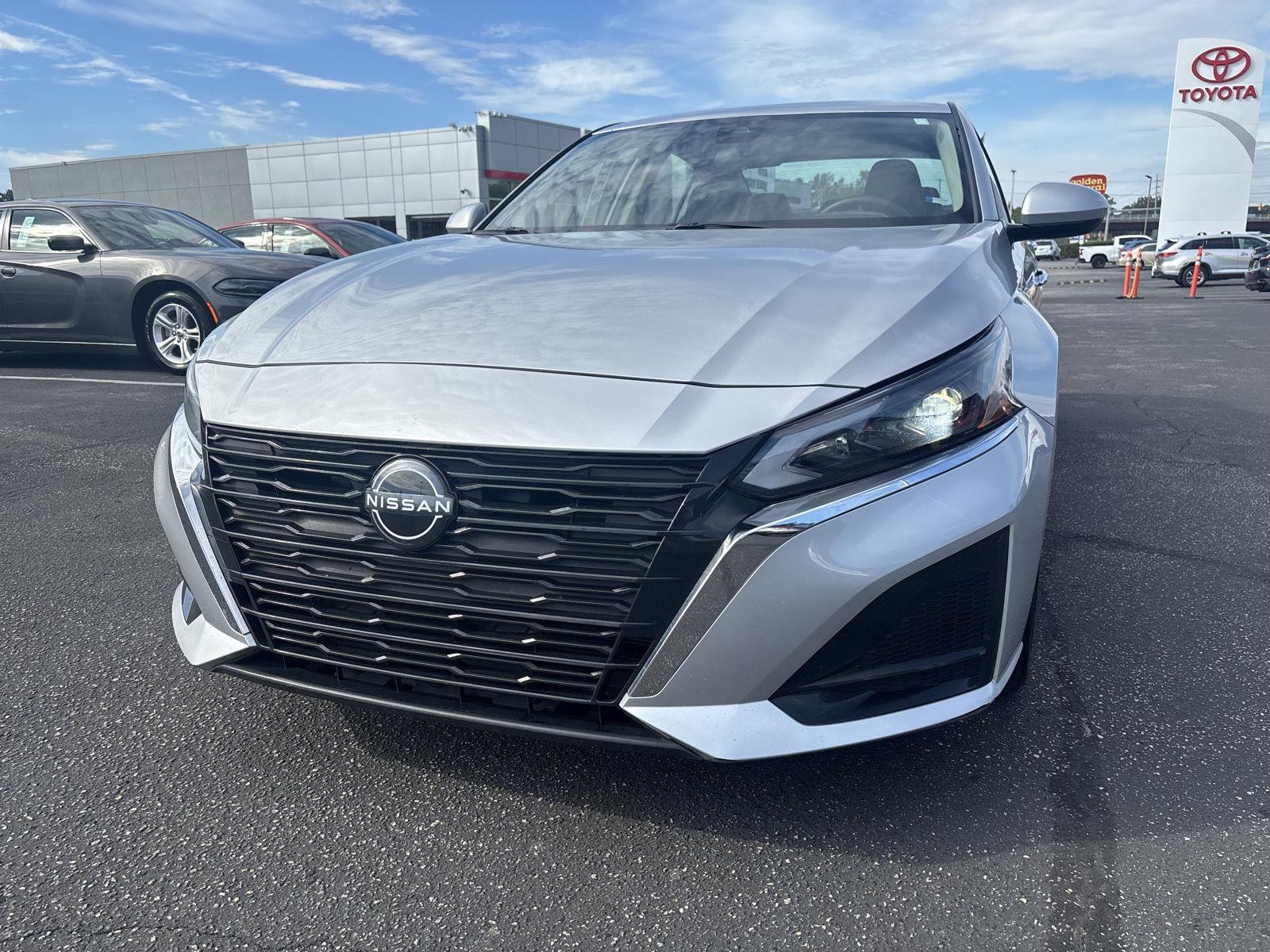 2023 Nissan Altima 2.5 SV photo 36