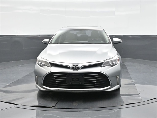 2016 Toyota Avalon Touring photo 28