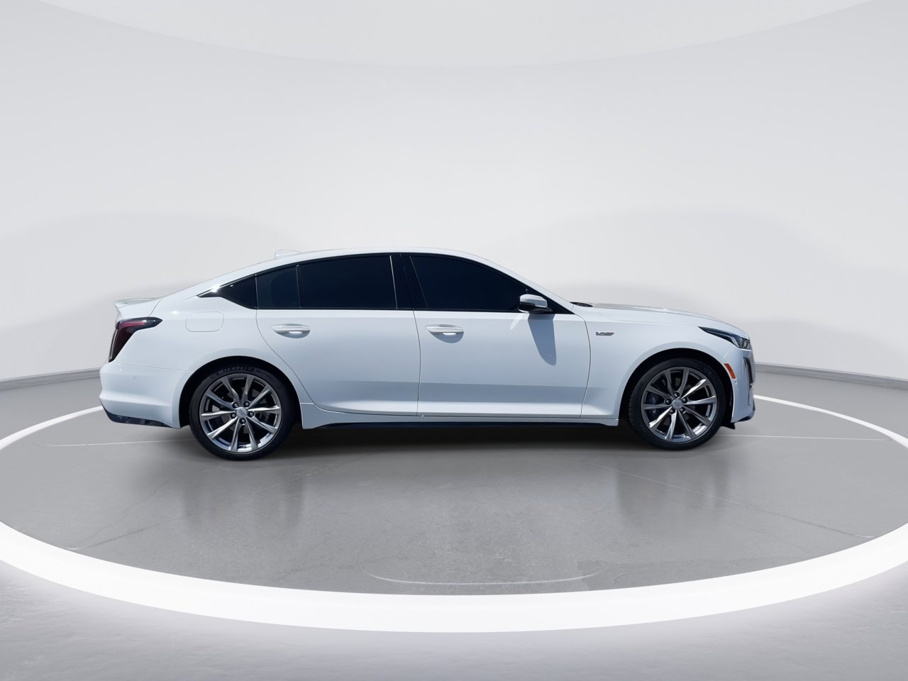 2024 Cadillac CT5 V photo 3