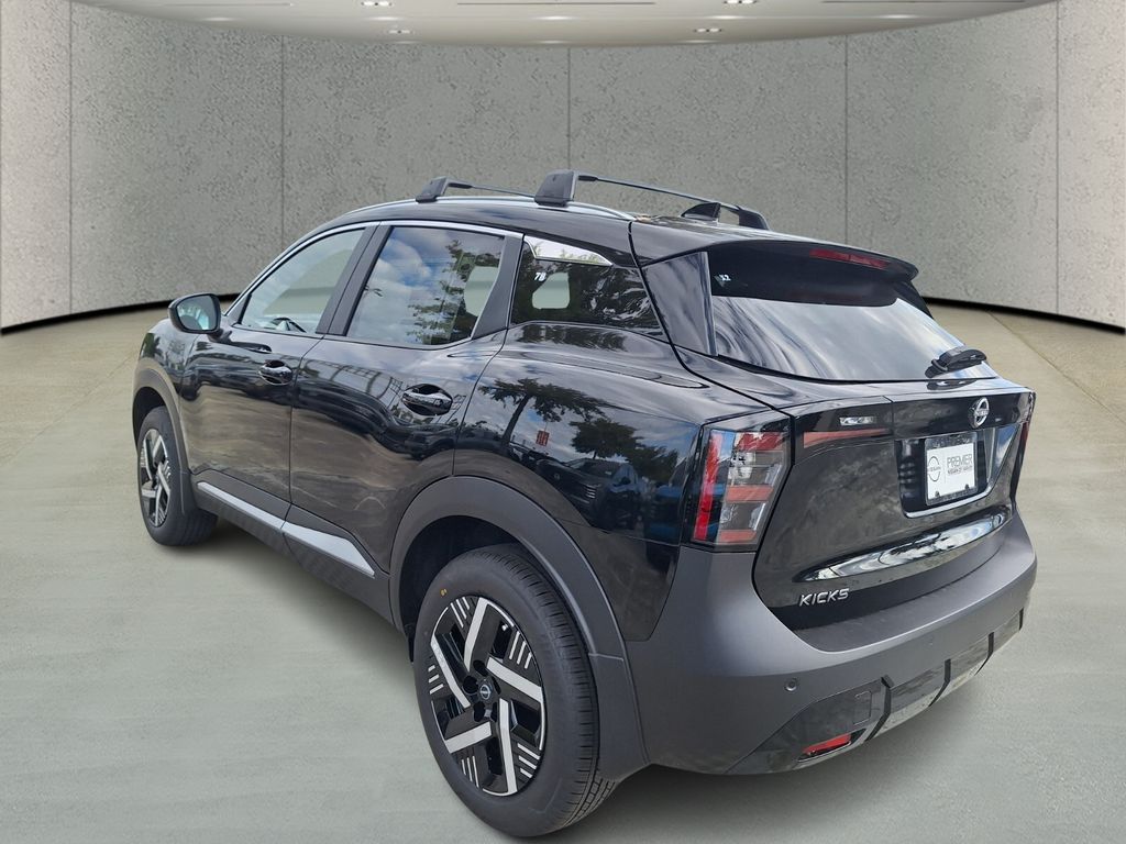 2026 Nissan Kicks SV photo 3