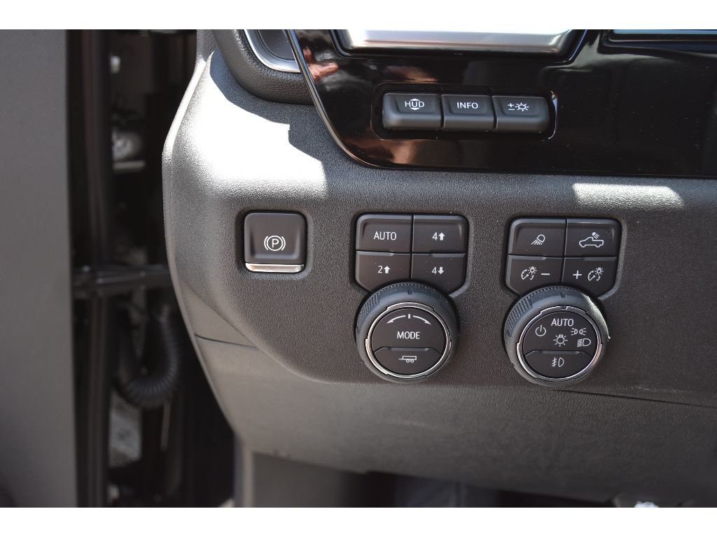 2025 Chevrolet Silverado 2500HD LTZ photo 22