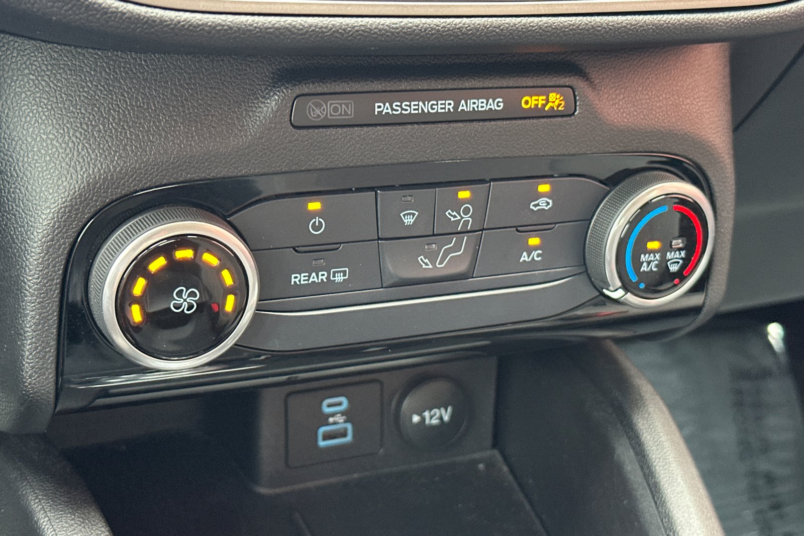 2022 Ford Escape SE photo 15
