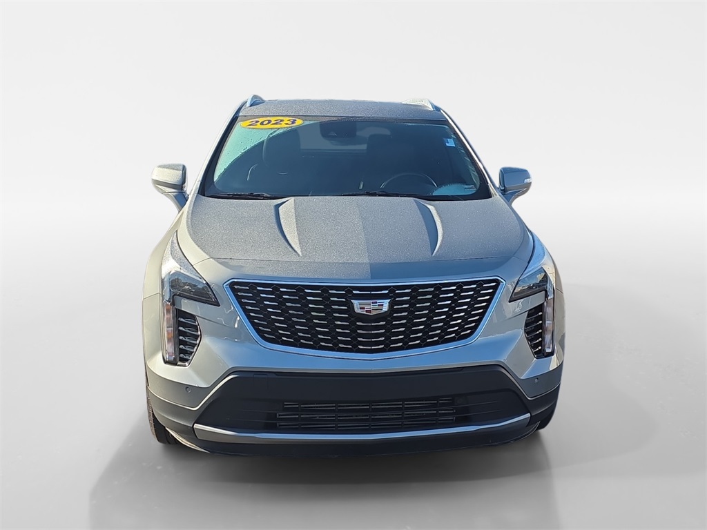2023 Cadillac XT4 Premium Luxury photo 3