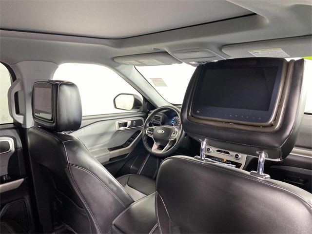 2022 Ford Explorer XLT photo 14