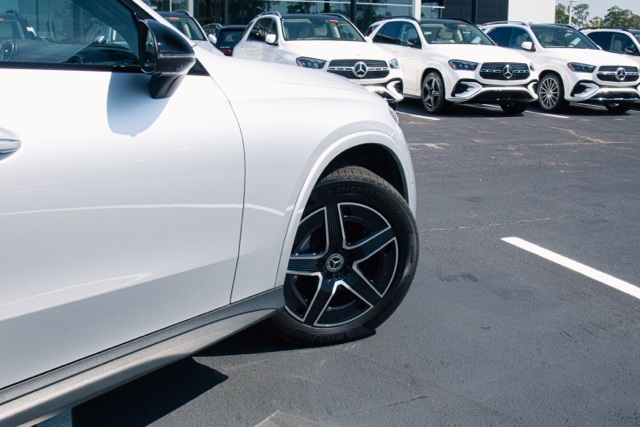 2023 Mercedes Benz GLC 300 4MATIC photo 7