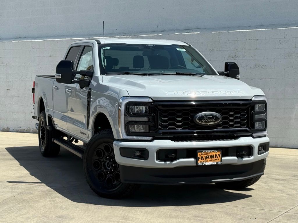 2026 Ford F-250 Lariat photo 2