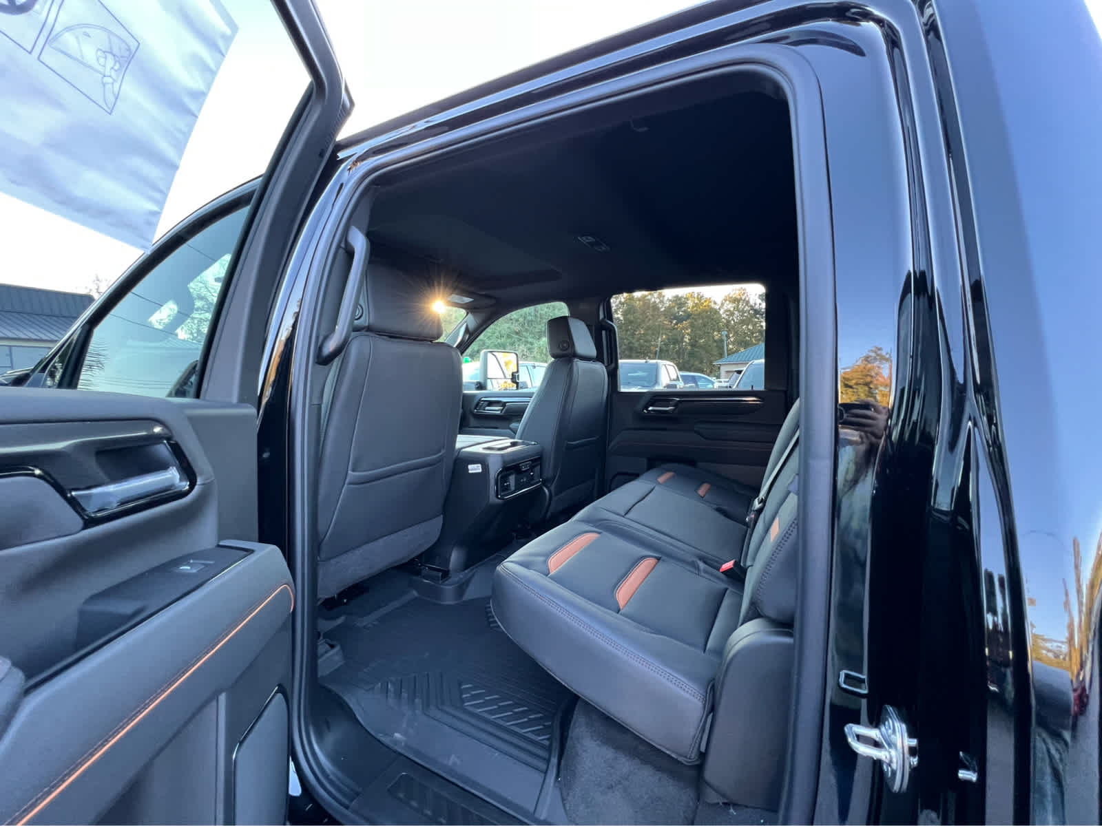 2026 Gmc Sierra 2500 HD AT4 photo 3