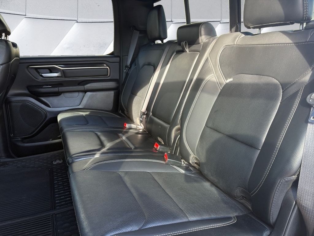 2022 Ram 1500 Rebel photo 17