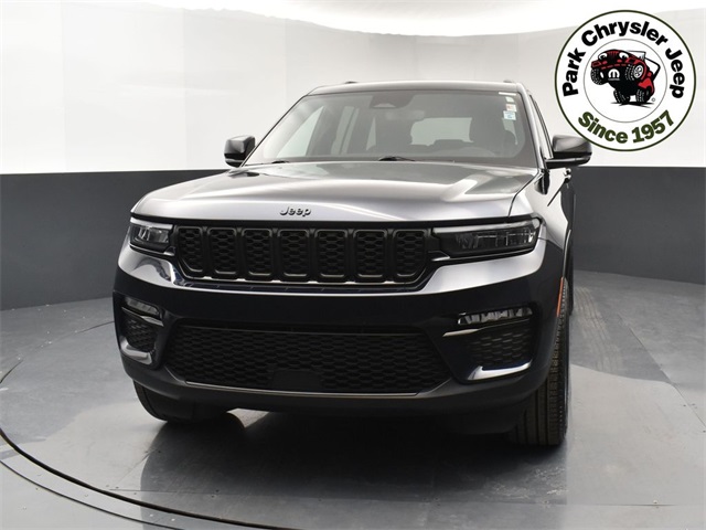 2024 Jeep Grand Cherokee Limited photo 3