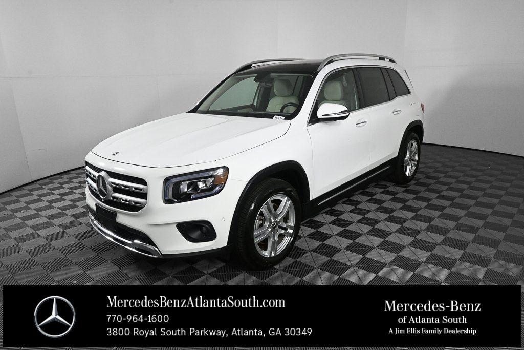 2022 Mercedes-Benz GLB Base's photo