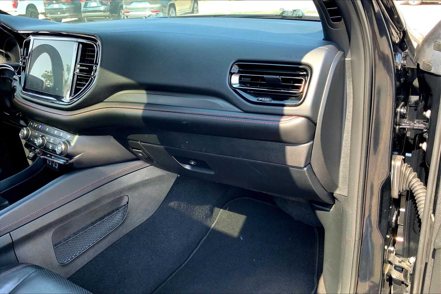 2024 Dodge Durango R/T photo 14