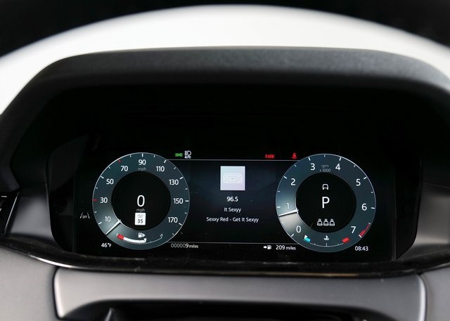 2026 Land Rover Range Rover Evoque Dynamic SE photo 14
