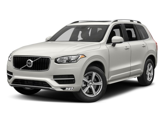 2018 Volvo XC90 Momentum's photo