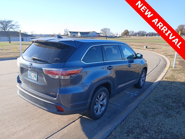 2015 Toyota Highlander Base Hybrid photo 3