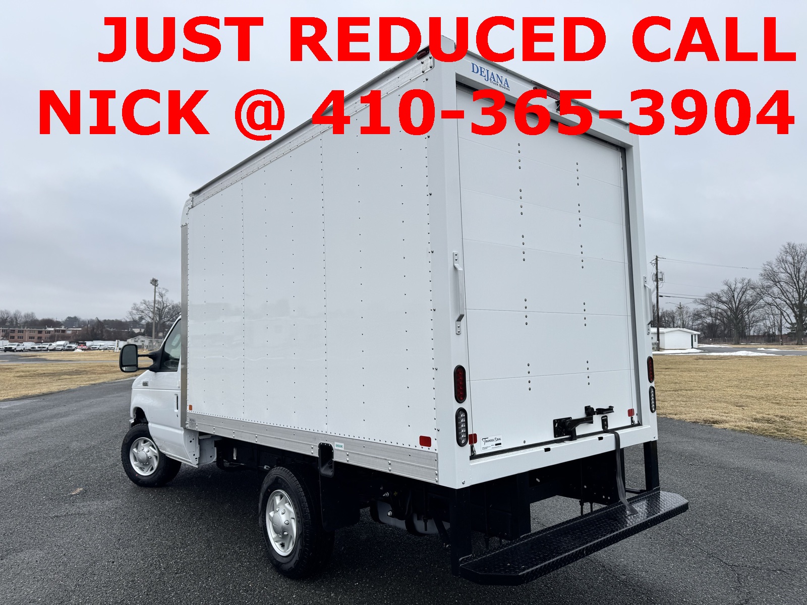 2025 Ford E-350 photo 5
