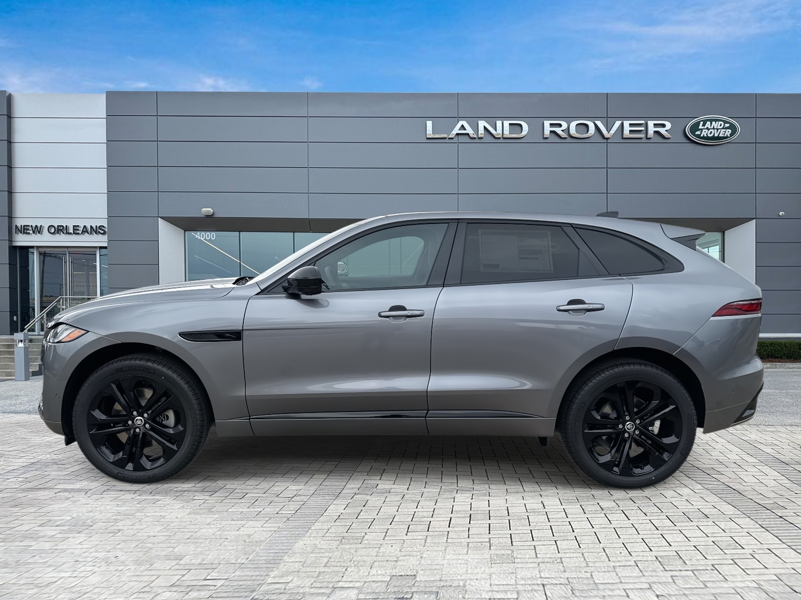 2026 Jaguar F-PACE P250 R-Dynamic S photo 2