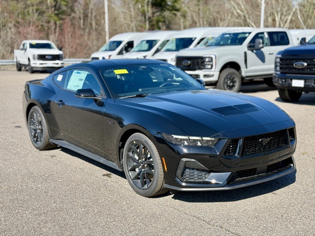2025 Ford Mustang GT Premium's photo