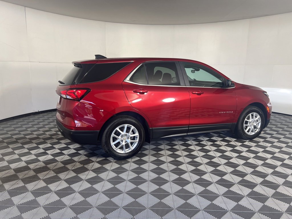 2023 Chevrolet Equinox LT photo 4