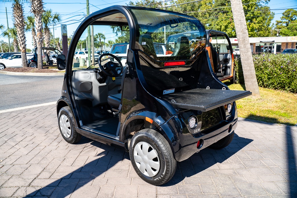 2022 Polaris GEM photo 7