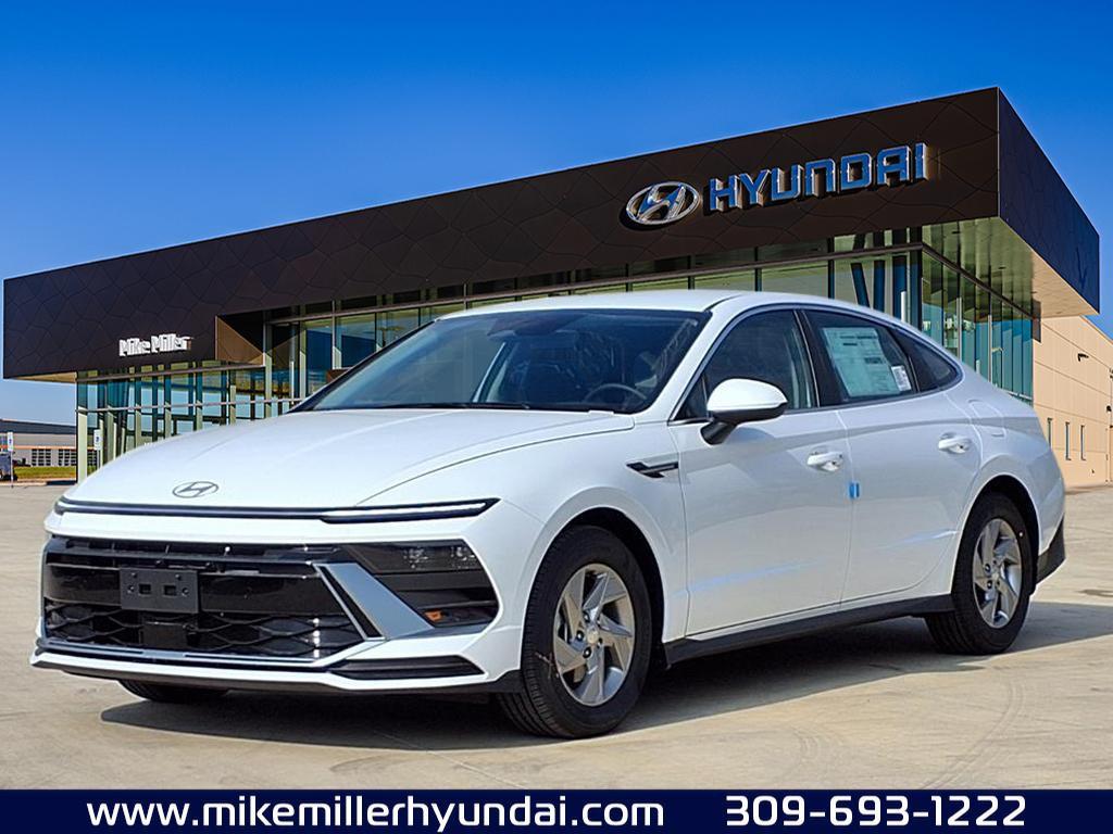 2026 Hyundai Sonata SE's photo