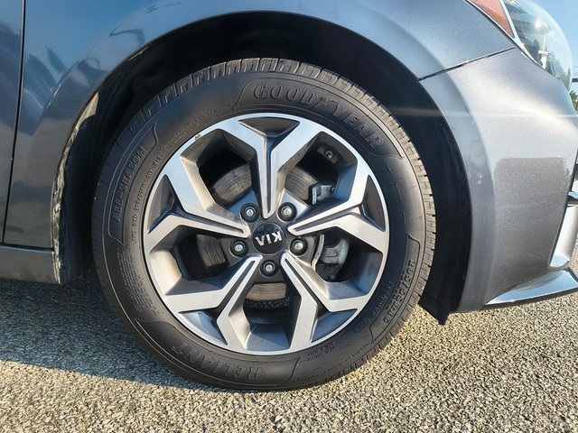2019 Kia Forte LXS photo 10